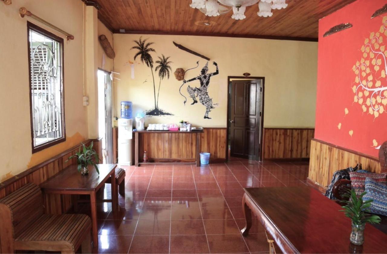 לואנג פרבאנג Mao Phasok Riverside Guesthouse מראה חיצוני תמונה