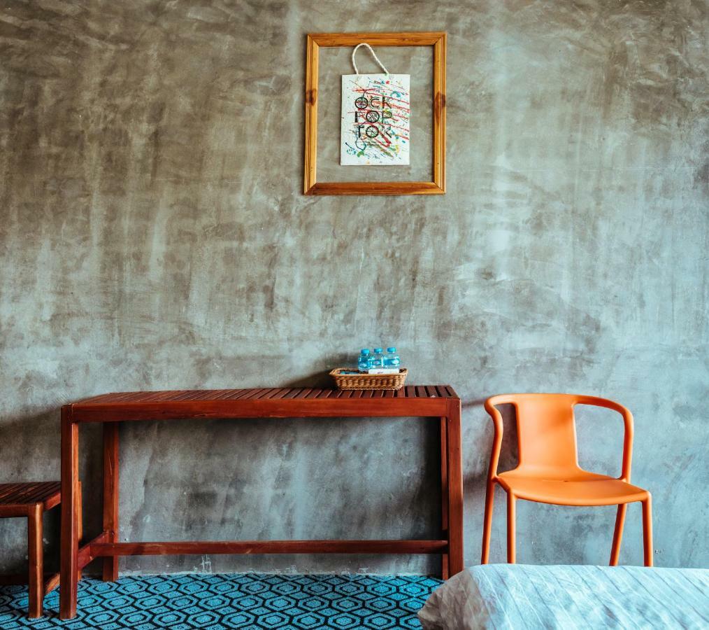 לואנג פרבאנג Mao Phasok Riverside Guesthouse מראה חיצוני תמונה